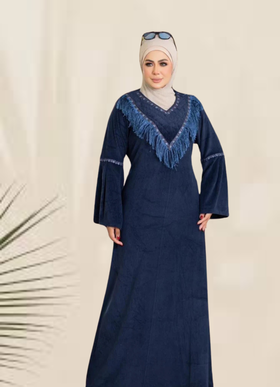 H106 عباية بيتي شتوي قطيفة