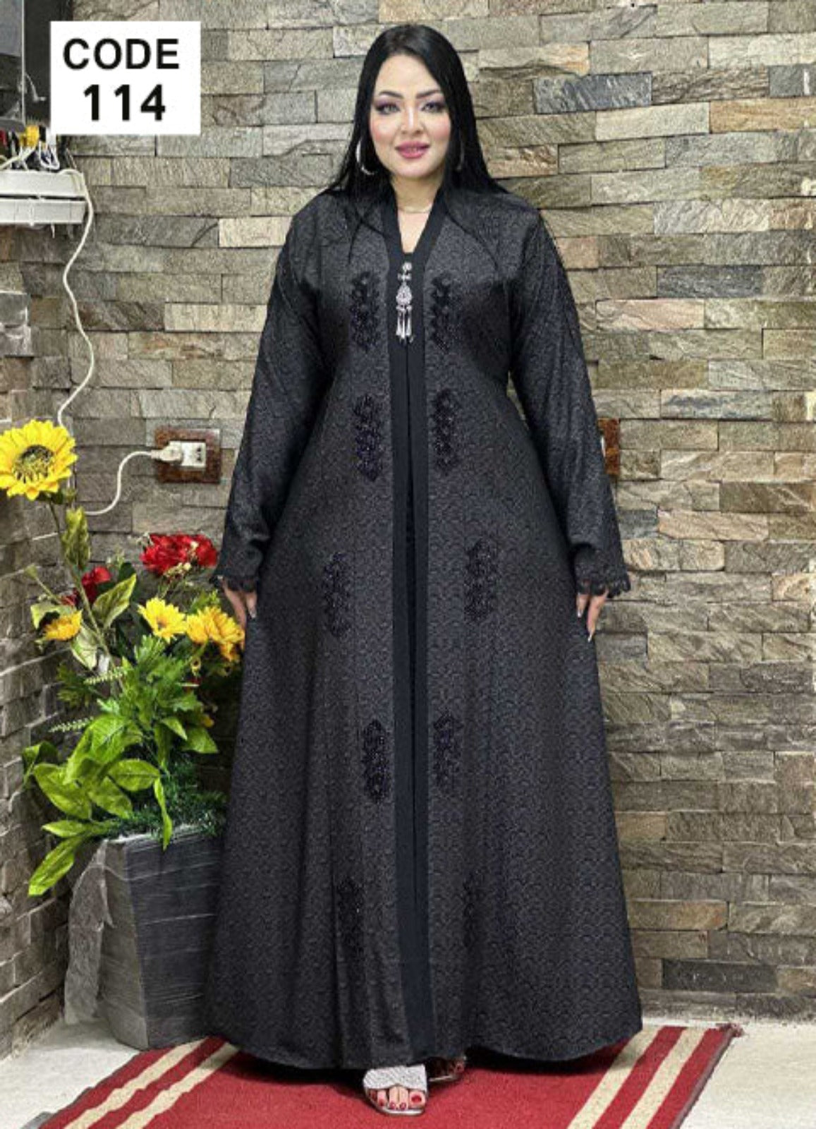 عباية خليجي حرير خروج حريمى كود 114