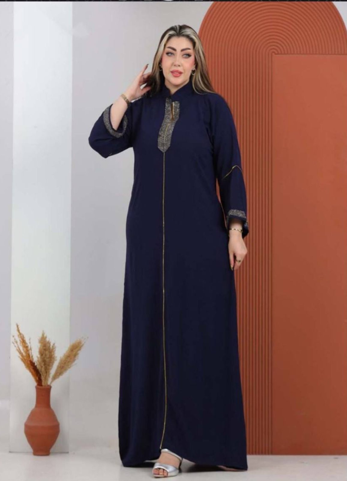 A1039 عبايه استقبال قطن شكل خليجي كود