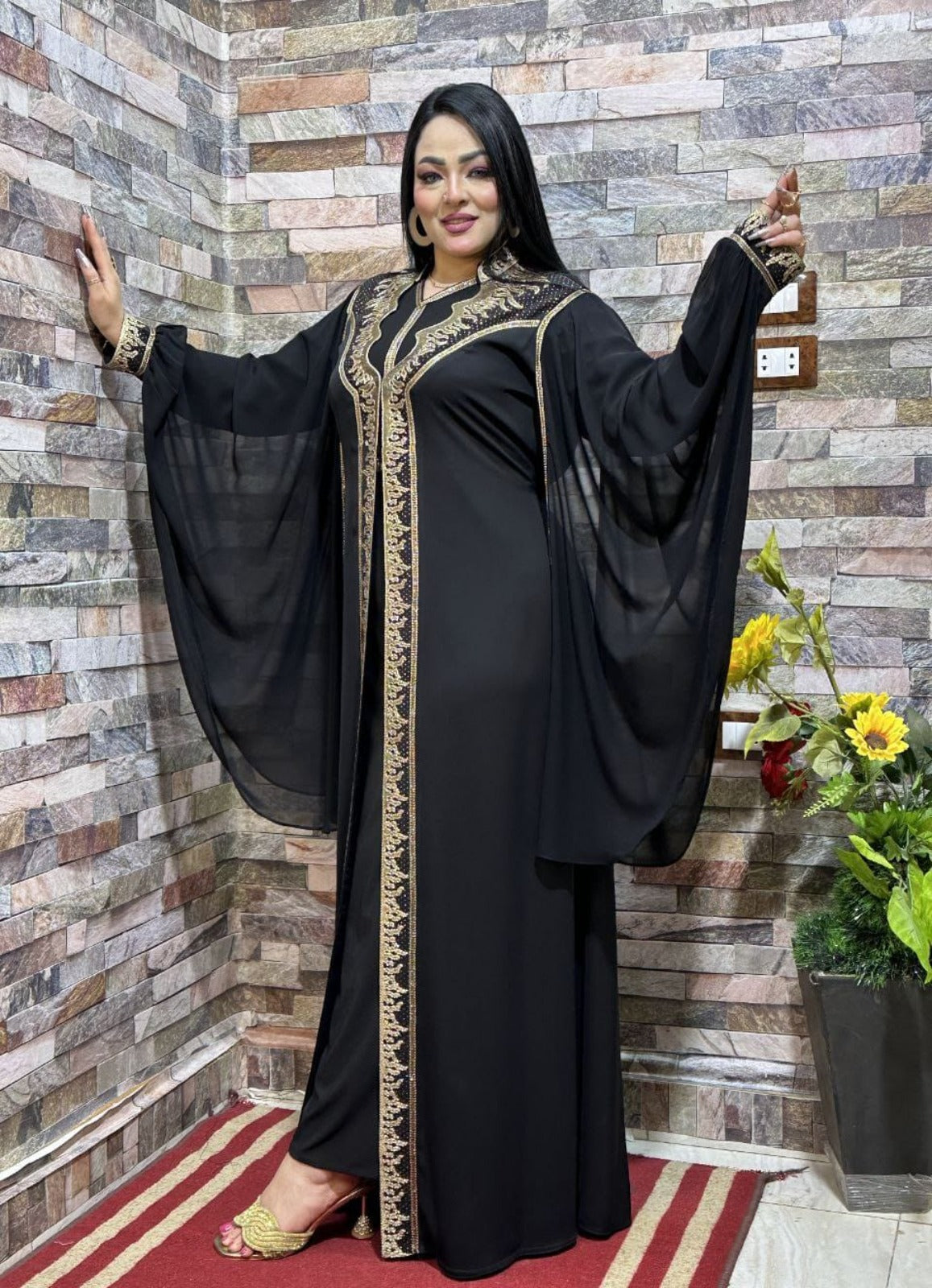 عباية خليجي حرير خروج حريمى كود 650