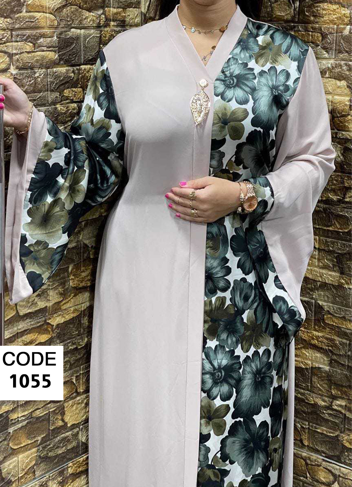 عباية خليجي الوان حرير خروج حريمى كود 1055