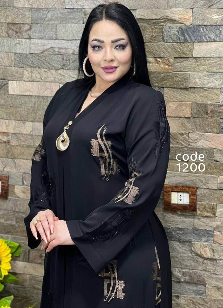 عباية خليجي سوداء حرير خروج حريمى كود 1200