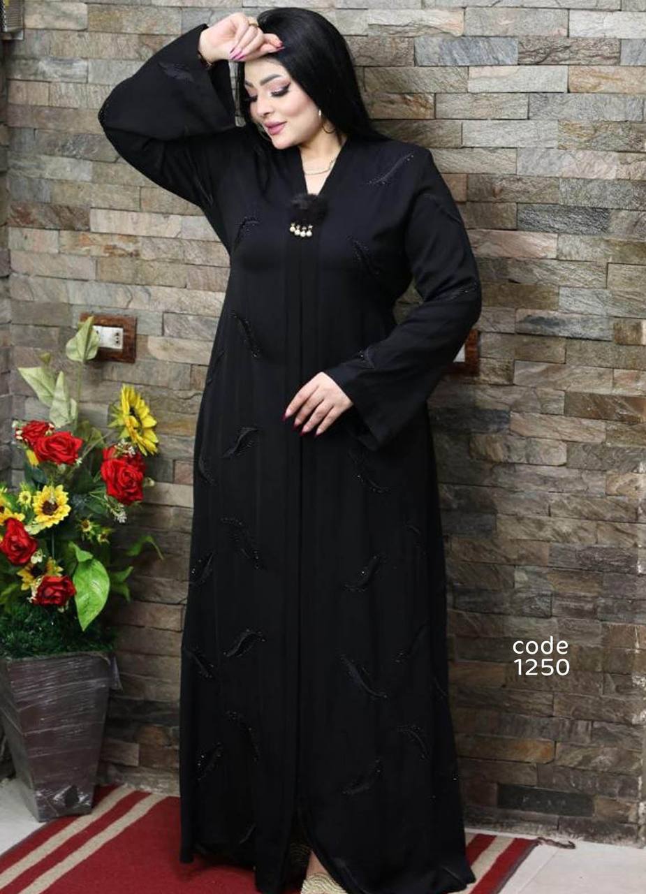 عباية خليجي سوداء حرير خروج حريمى كود 1250