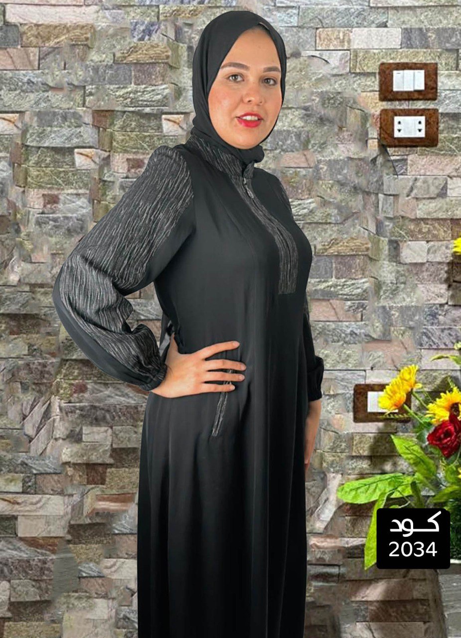 عباية خليجي سوداء حرير خروج حريمى كود 2034