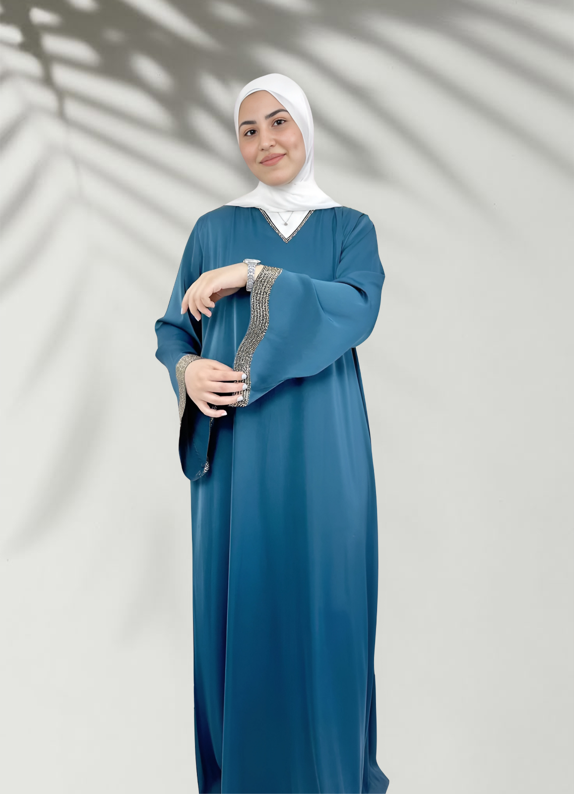 عباية خليجي حرير اسود خروج حريمى كود 226