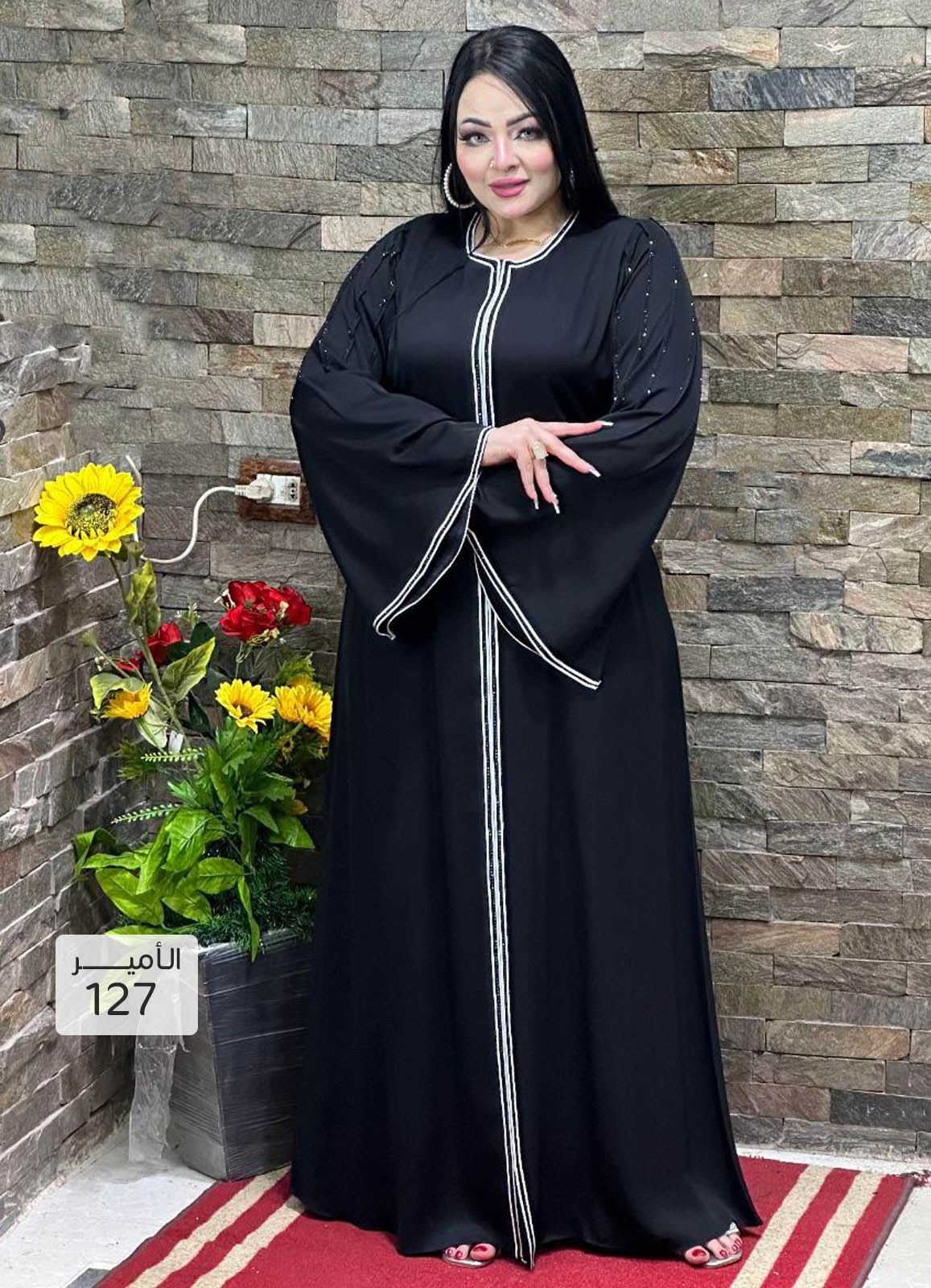 عباية خليجي سوداء  حرير خروج حريمى كود 127