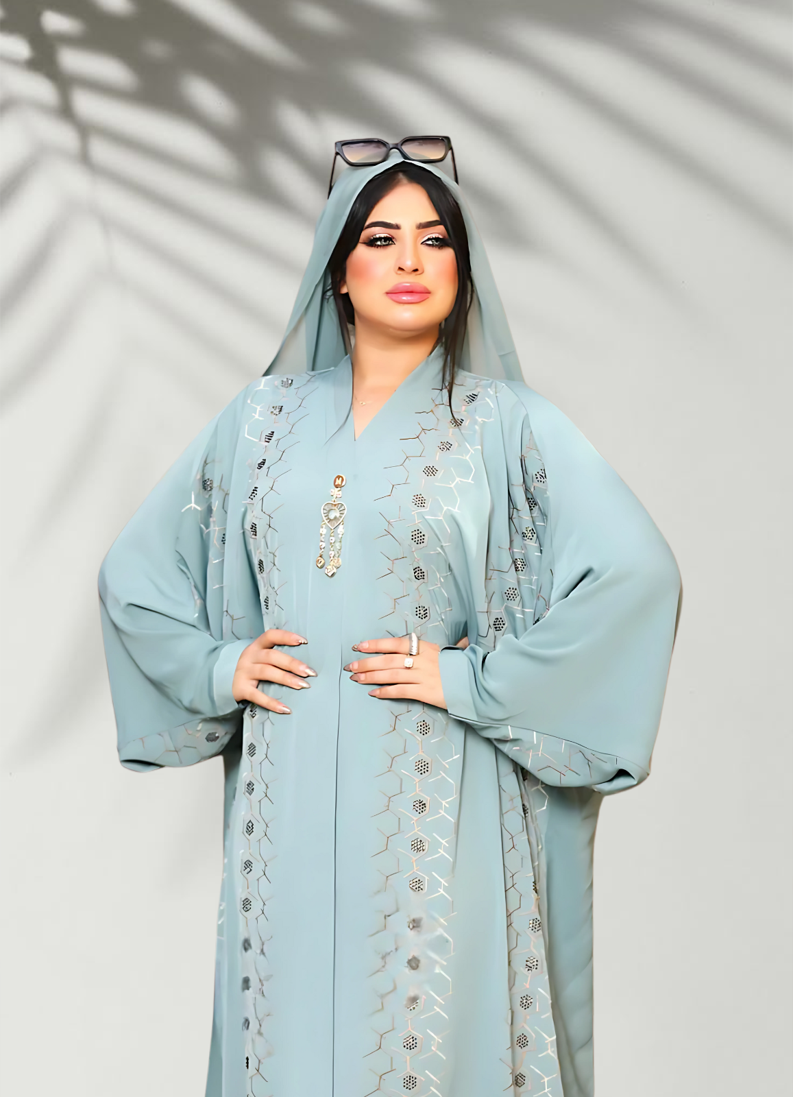 ملحفة خليجي حرير خروج حريمى كود 910