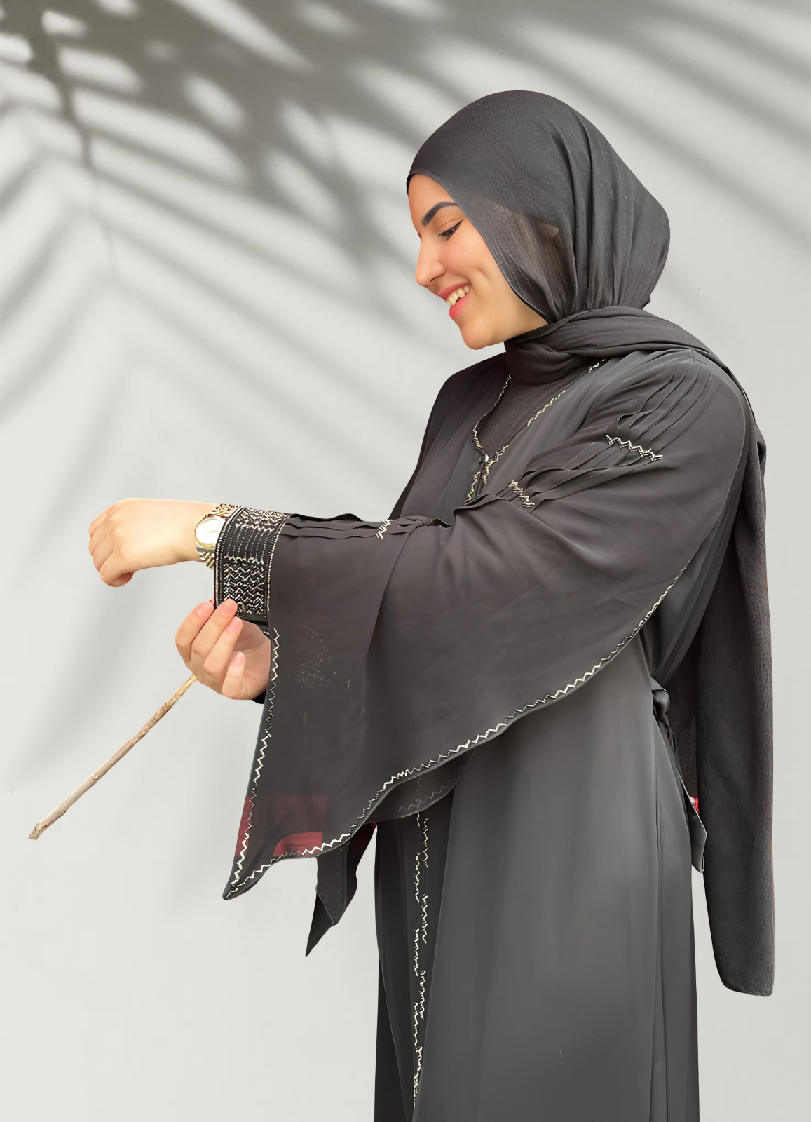 عباية خليجي حرير خروج حريمى كود 116