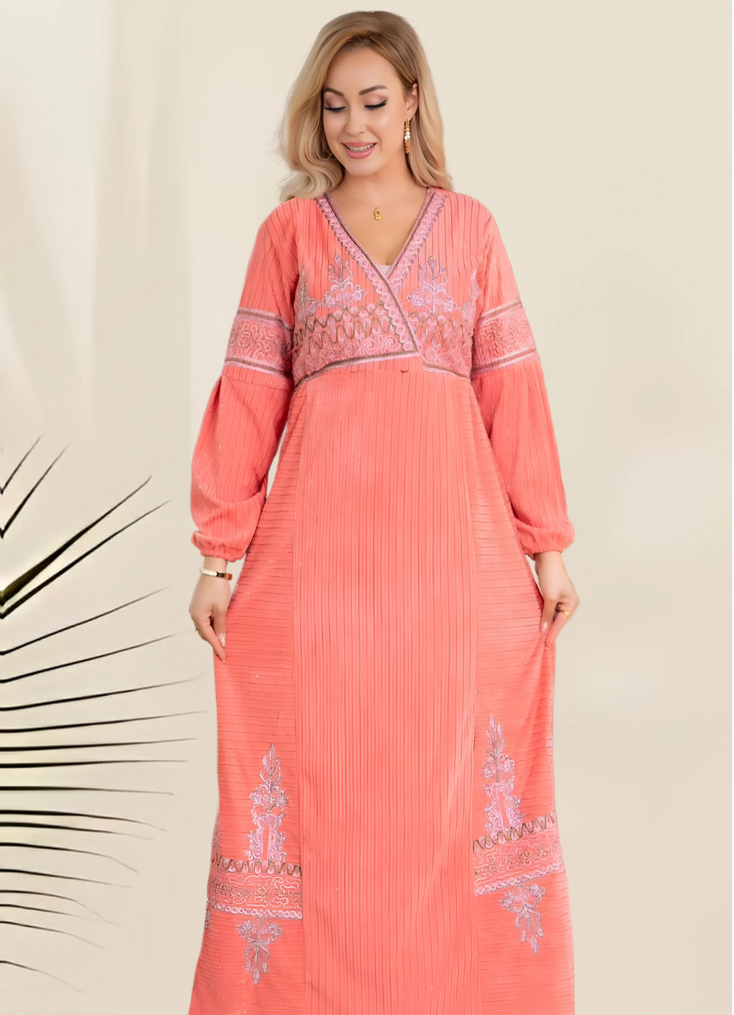 H103 عباية بيتي شتوي قطيفة