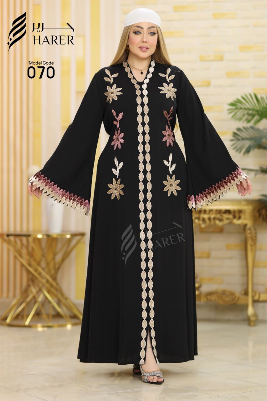 عباية خليجي حرير خروج حريمى كود  070