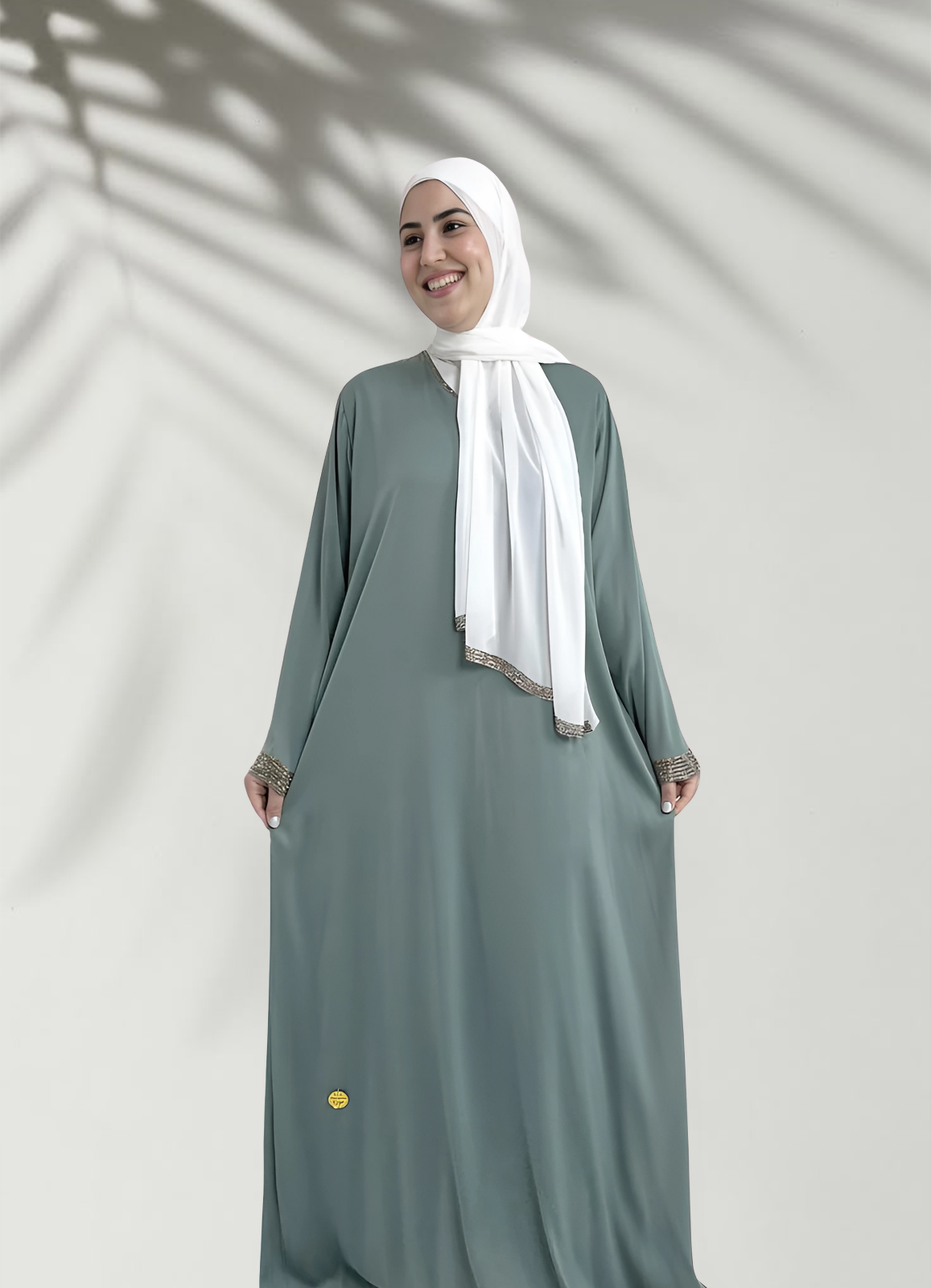 عباية خليجي حرير اسود خروج حريمى كود 226