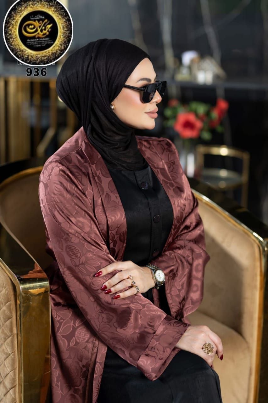 936 عباية خليجي سوداء  حرير  كود