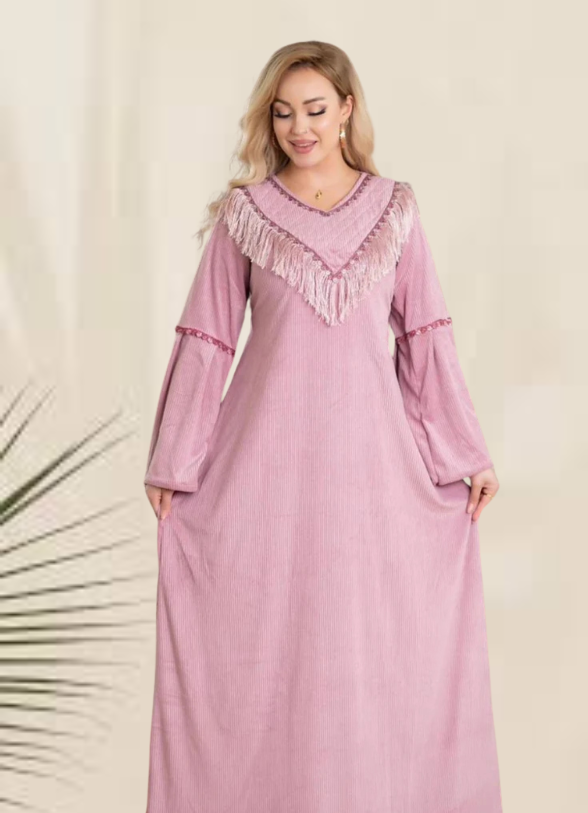 H106 عباية بيتي شتوي قطيفة