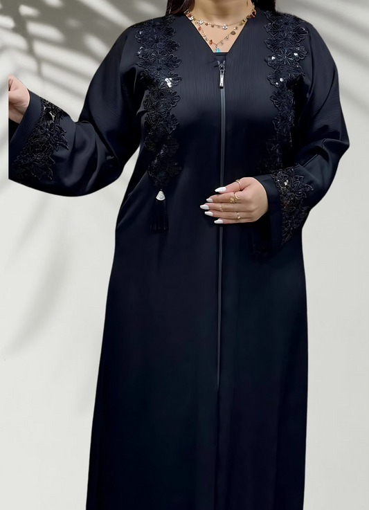 عباية خليجي سوداء  حرير خروج حريمى كود 74