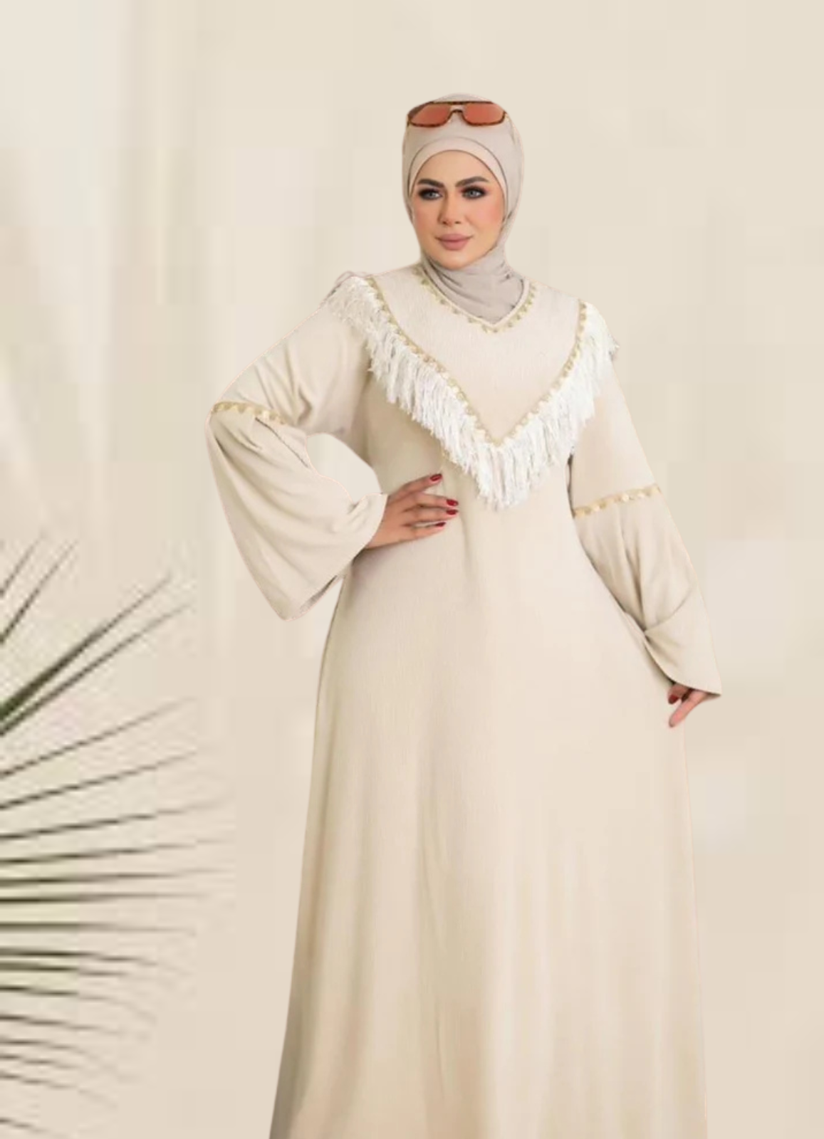 H106 عباية بيتي شتوي قطيفة