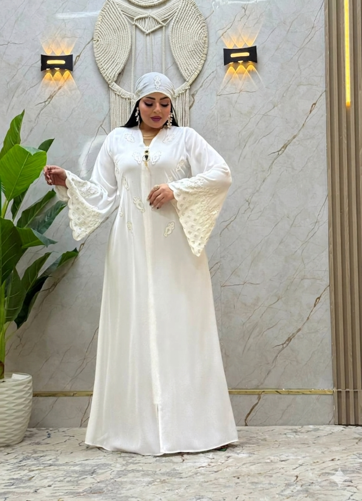 1818 عباية خليجي حرير  كود