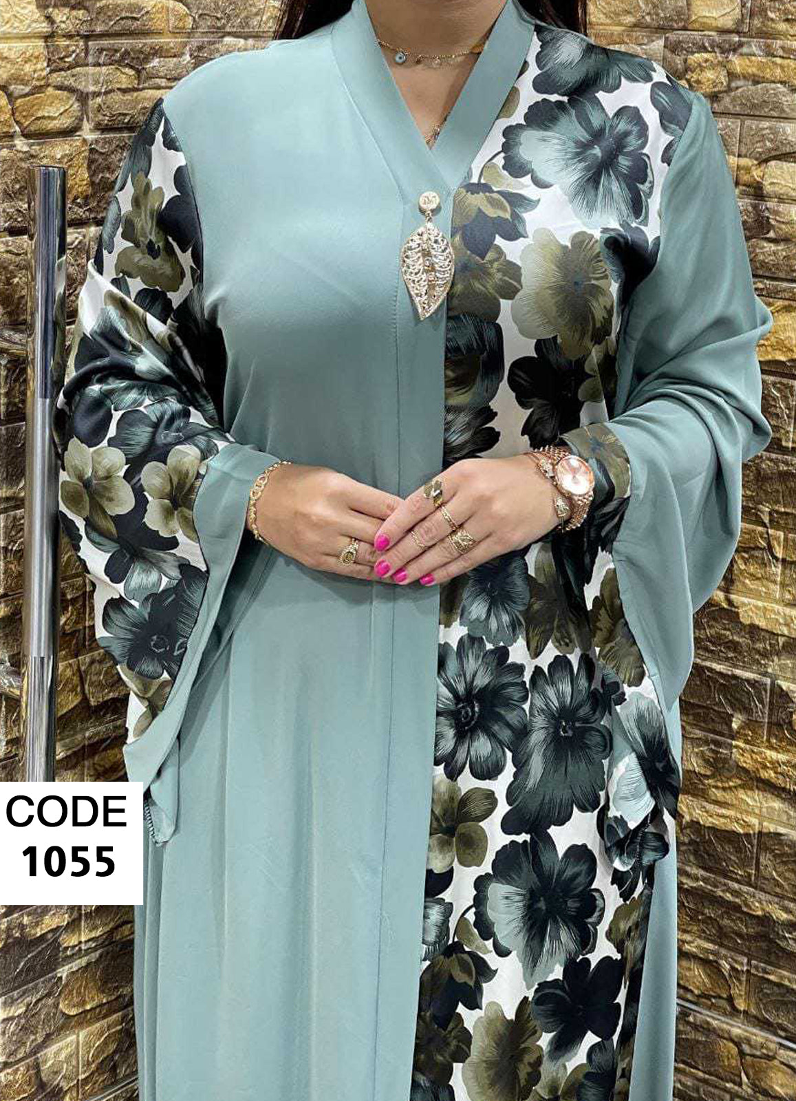 عباية خليجي الوان حرير خروج حريمى كود 1055