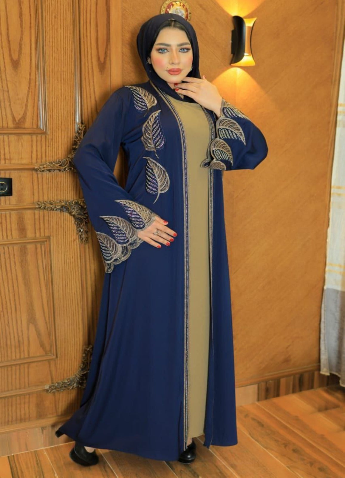 عباية خليجي ملونة حرير خروج حريمى كود 805