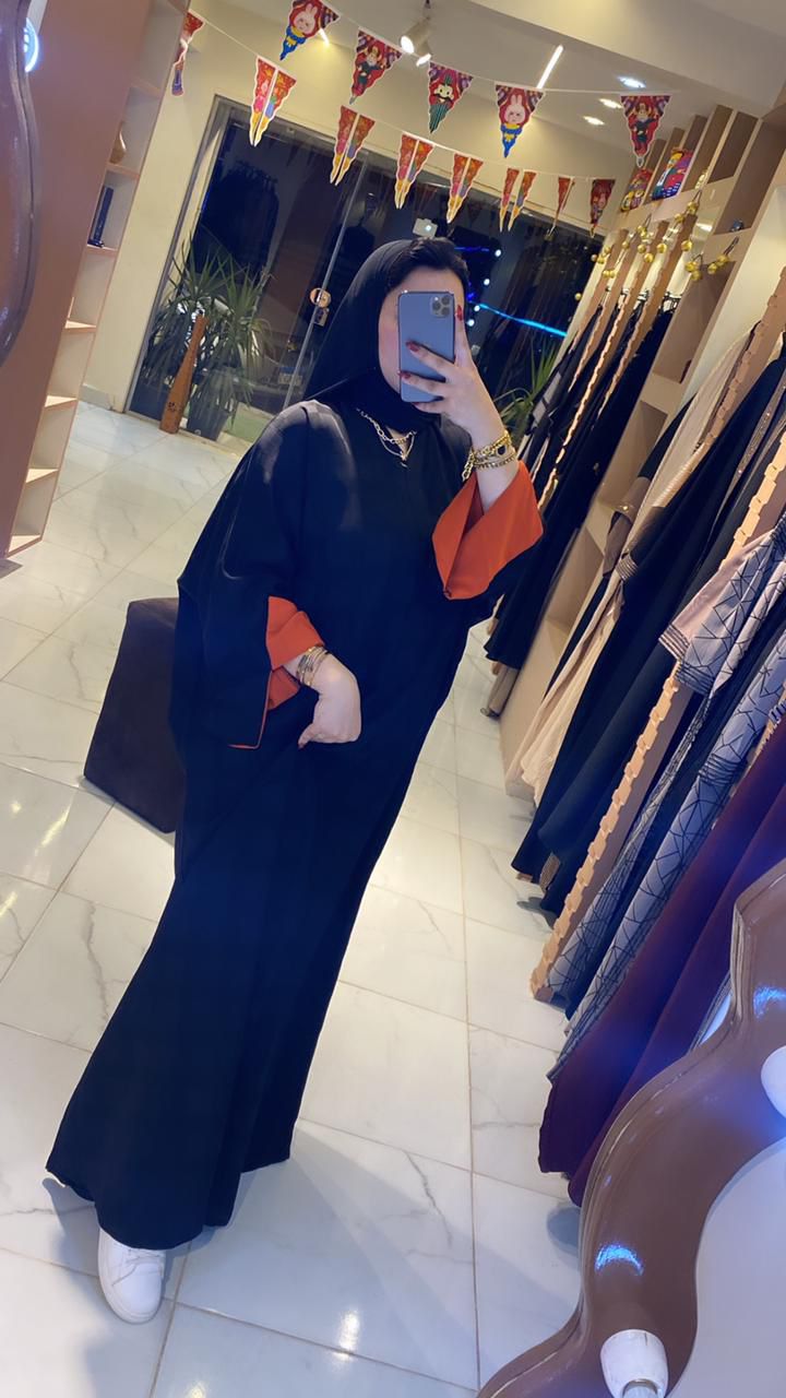 ملحفة خليجي حرير خروج حريمى كود 2045