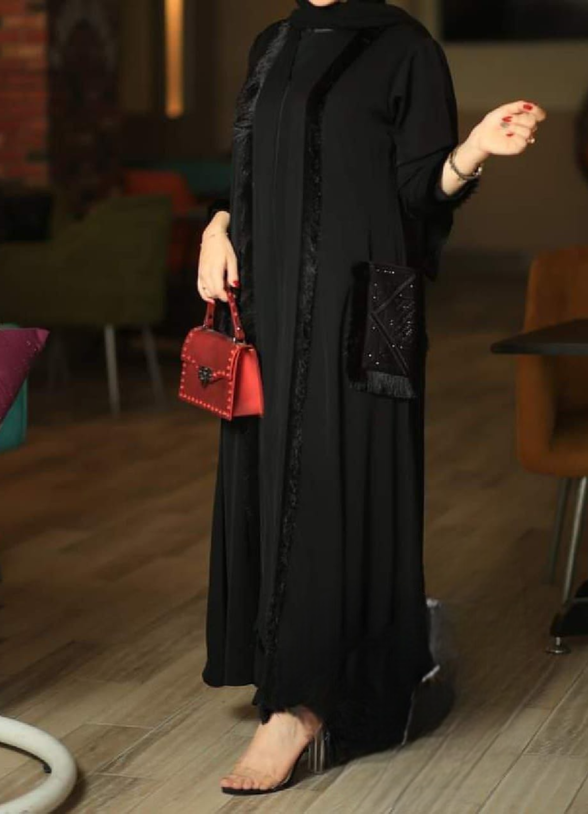 عباية خليجي سوداء حرير خروج حريمى كود 161