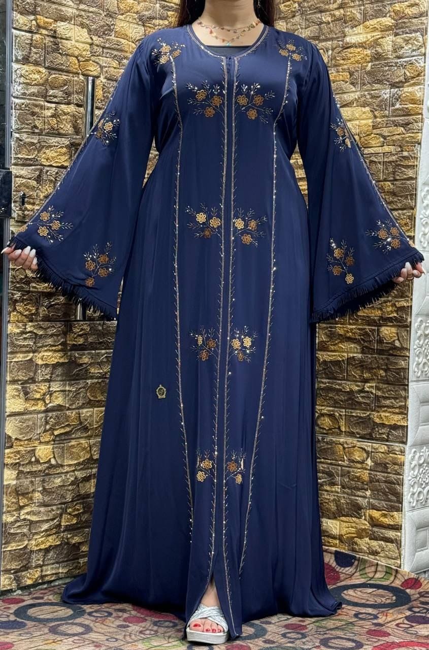 عباية خليجي حرير خروج حريمى كود 3030