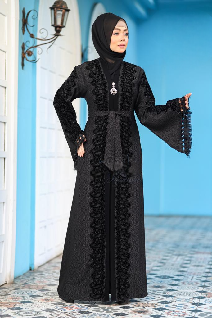 عباية خليجي سوداء حرير خروج حريمى كود 1475