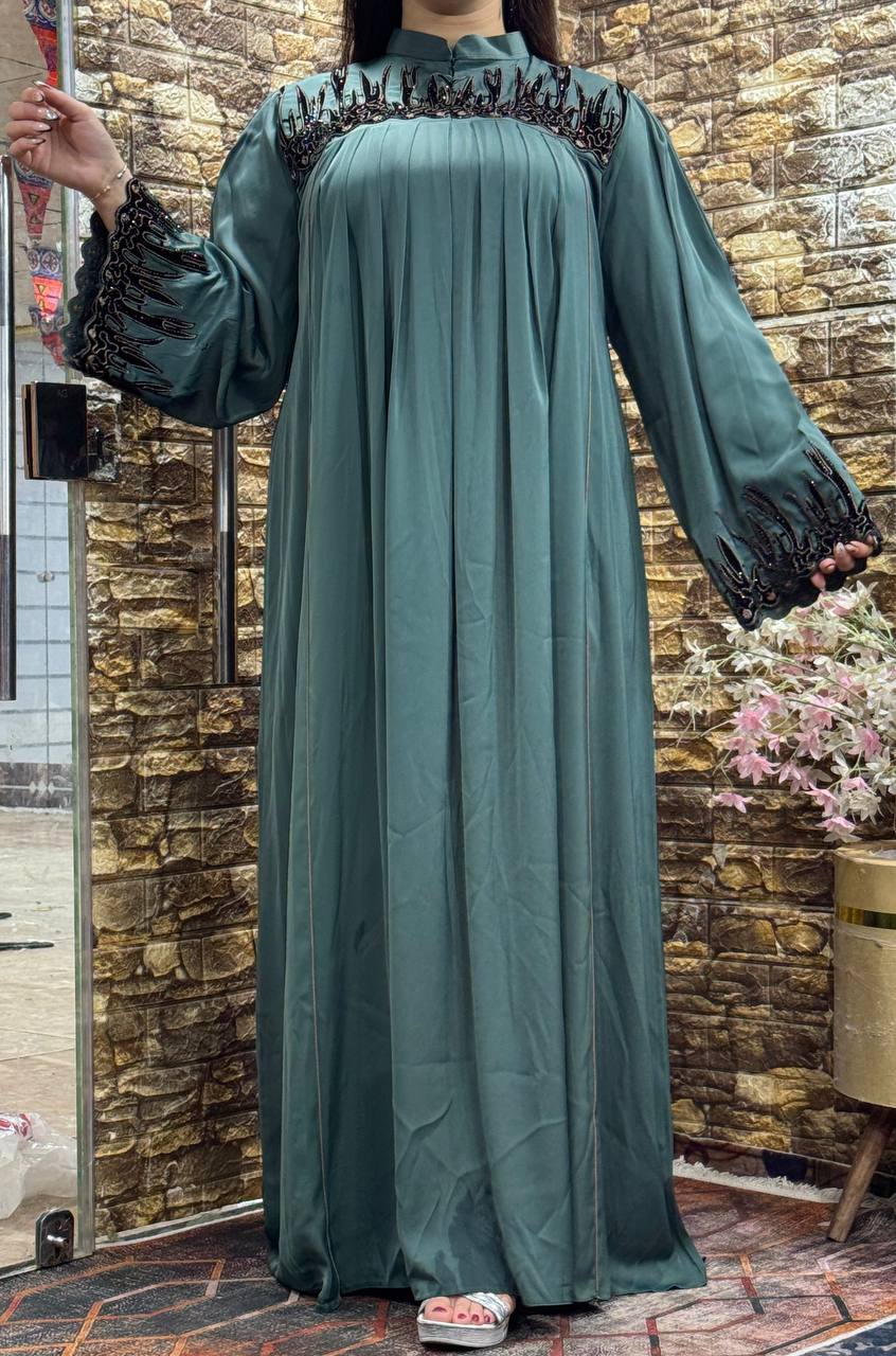 عباية خليجي حرير خروج حريمى كود 351