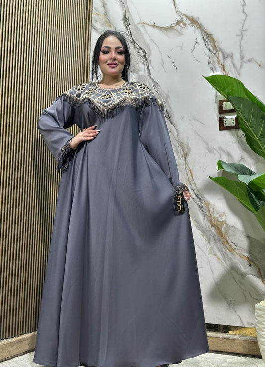 عباية خليجي حرير خروج حريمى كود 222