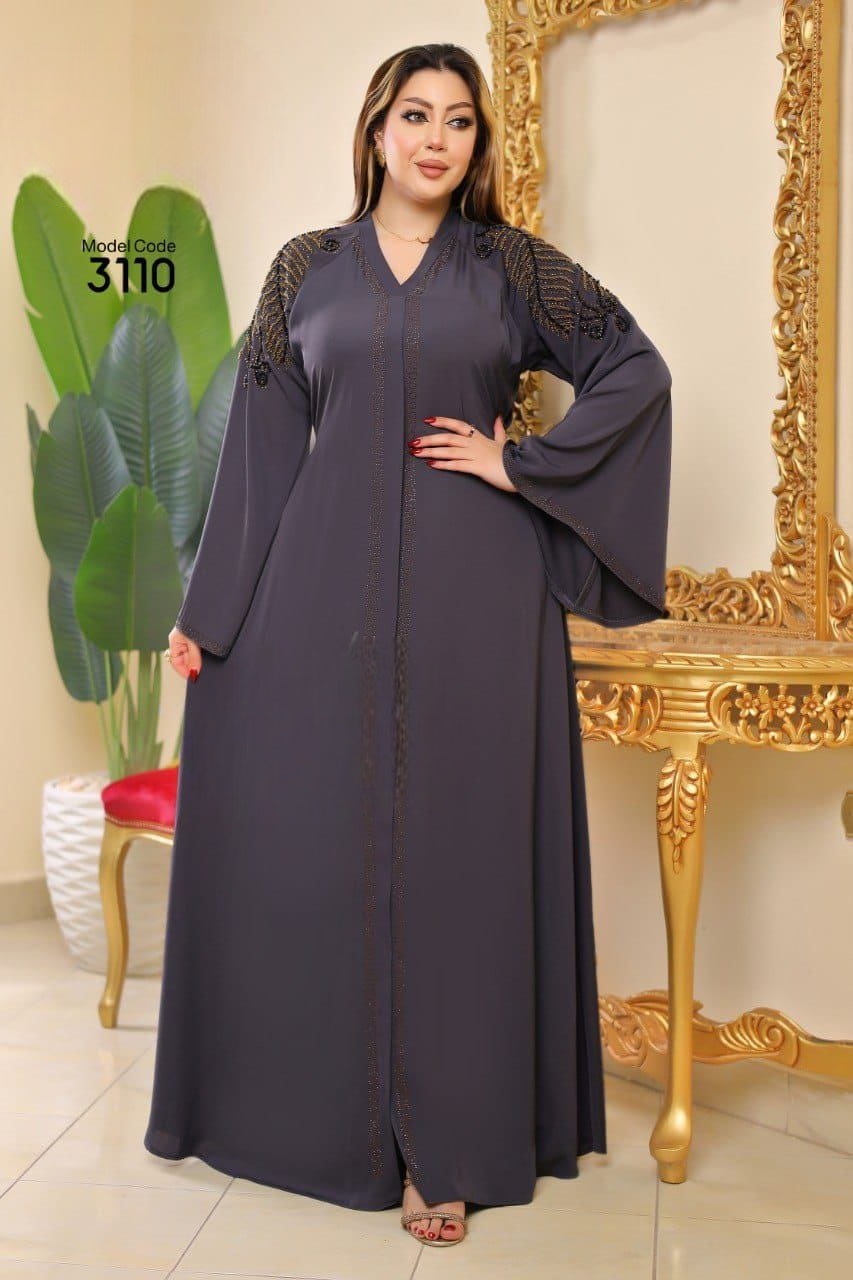 عباية خليجي حرير خروج حريمى كود 3110