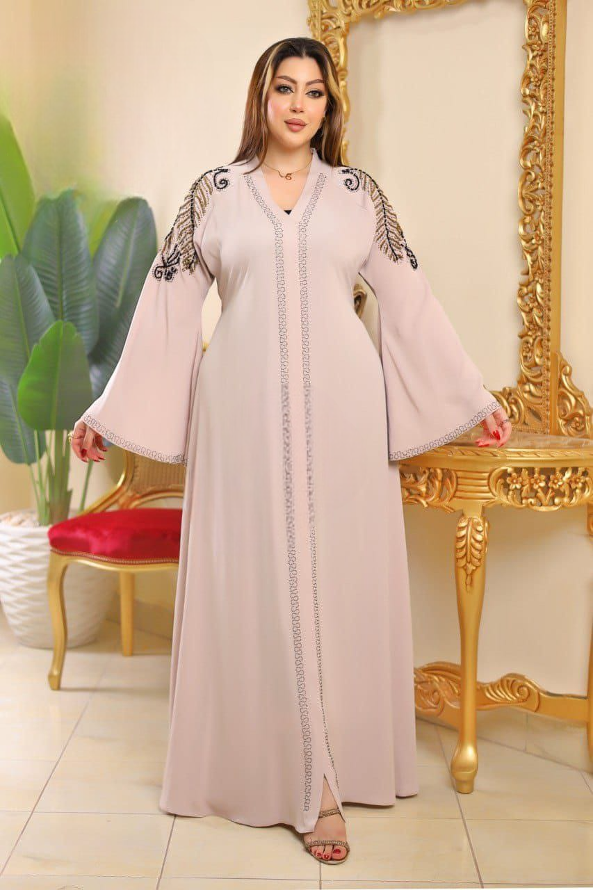 عباية خليجي حرير خروج حريمى كود 3110