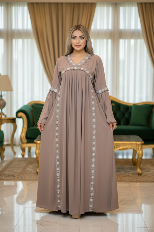 عباية خليجي حرير خروج حريمى كود 400