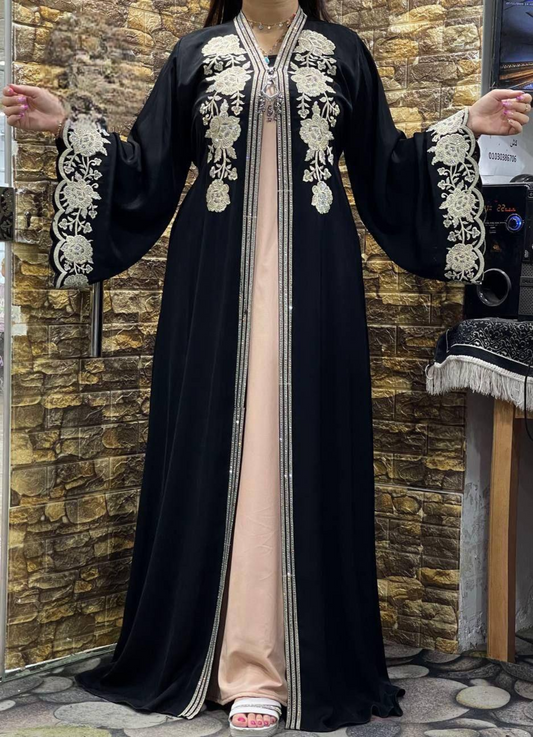 عباية خليجي سوداء  حرير خروج حريمى كود 1261