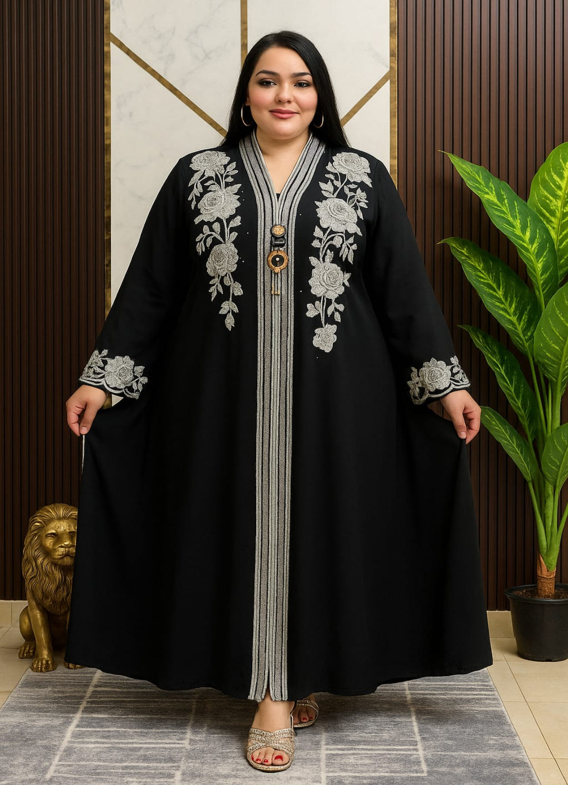 عباية خليجي حرير خروج حريمى كود 5566