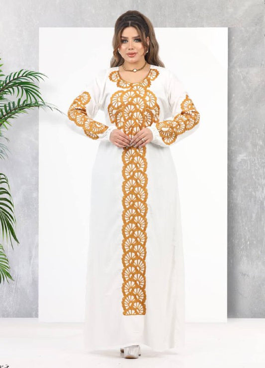 لون ابيض A105  عبايه منزلي كود