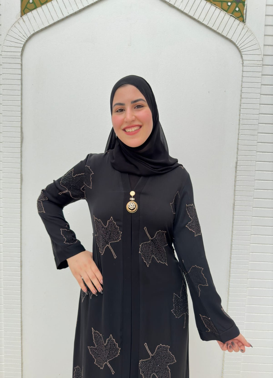 عباية خليجي حرير خروج حريمى كود 1486