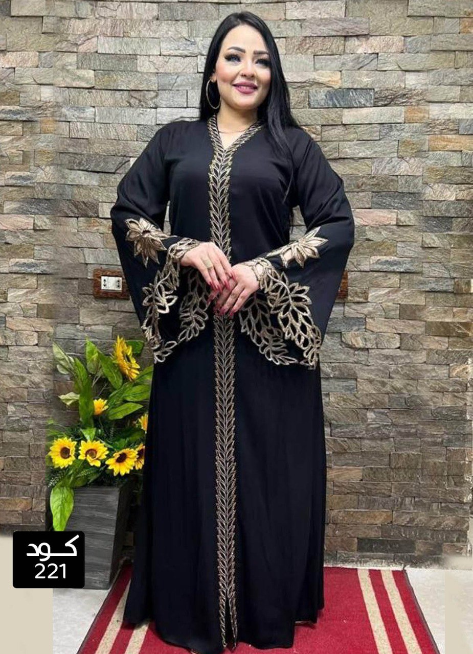 عباية خليجي سوداء  حرير خروج حريمى كود 221
