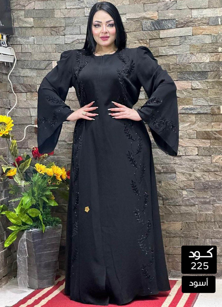 عباية خليجي سوداء  حرير خروج حريمى كود 225