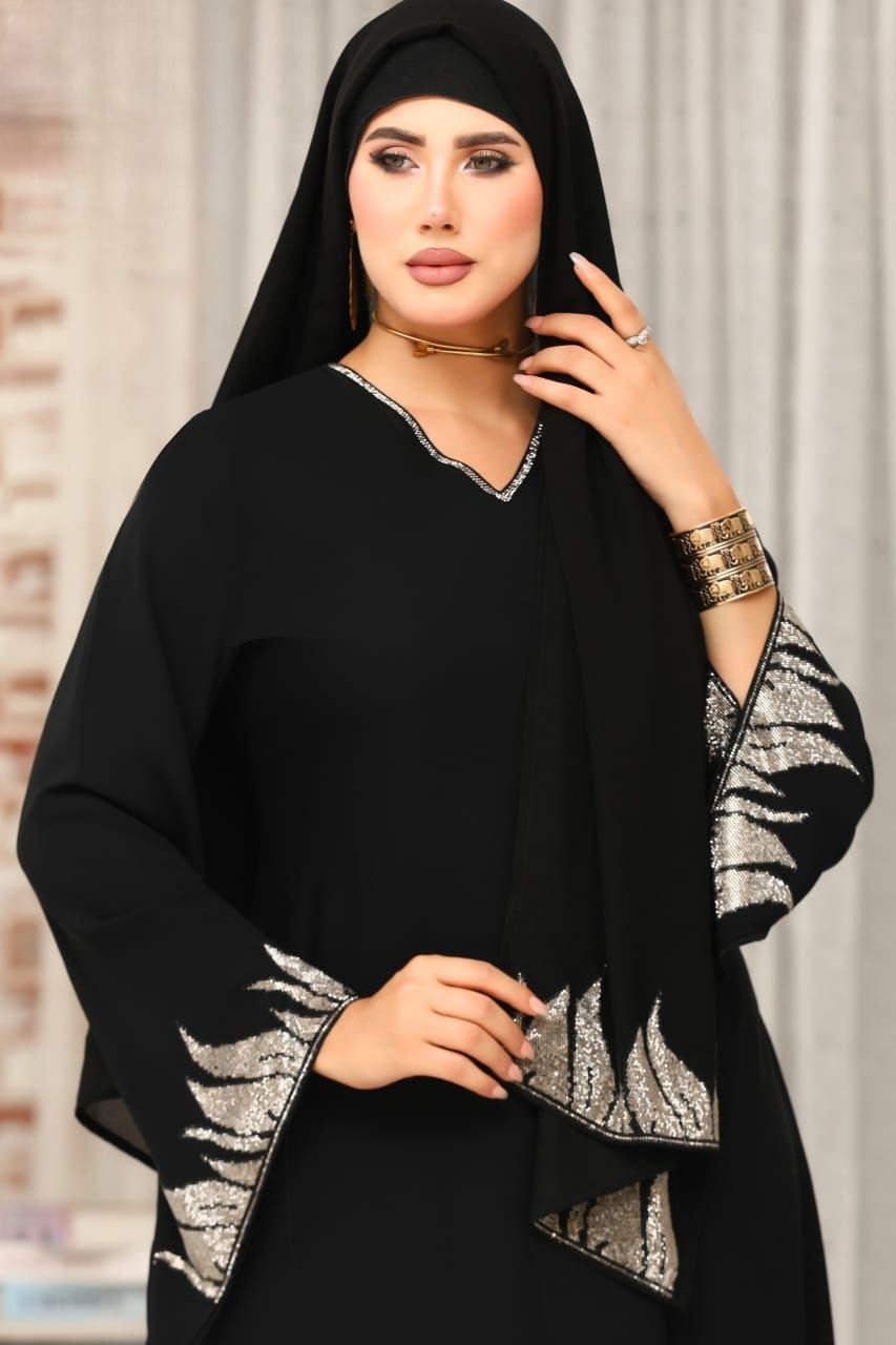 عباية خليجي سوداء  حرير كام ليز استرس كود 1007
