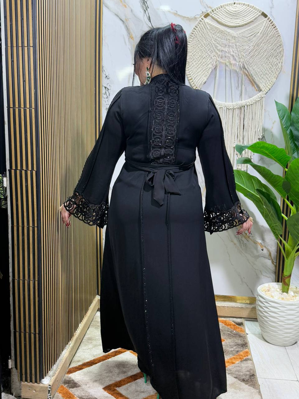 عبايه حرير كوري تطريز أوليه استرس حريمى كود 900