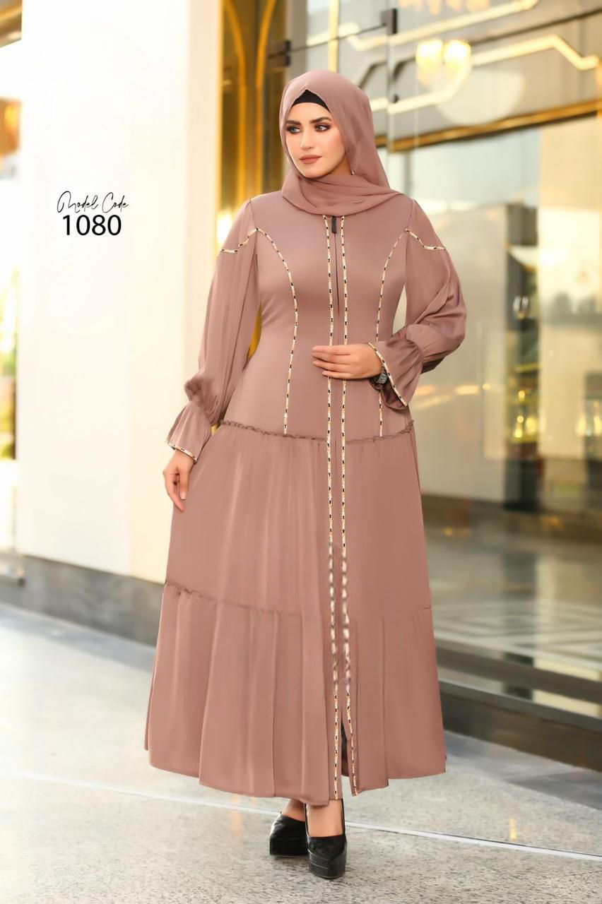 عباية خليجي حرير خروج حريمى كود 1080