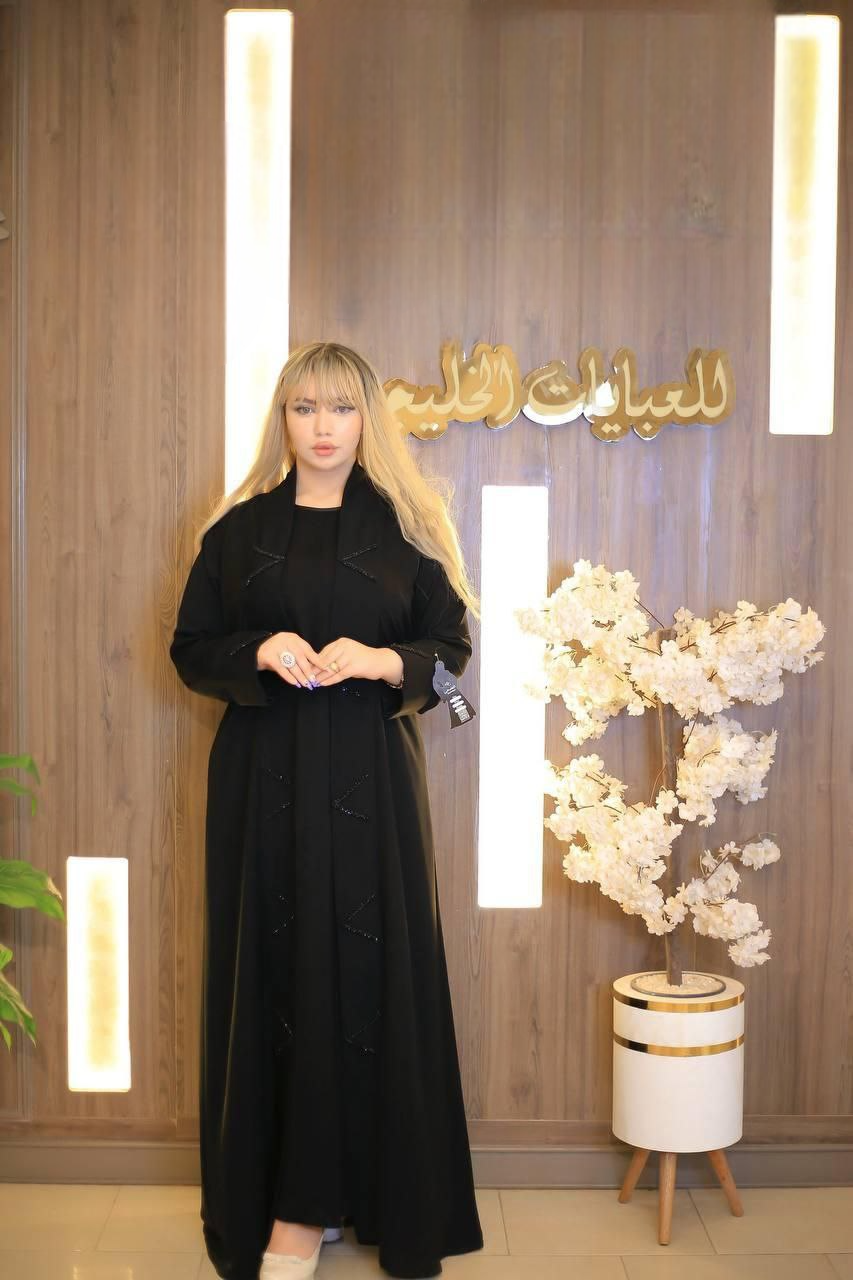 عباية خليجي حرير خروج حريمى كود 305