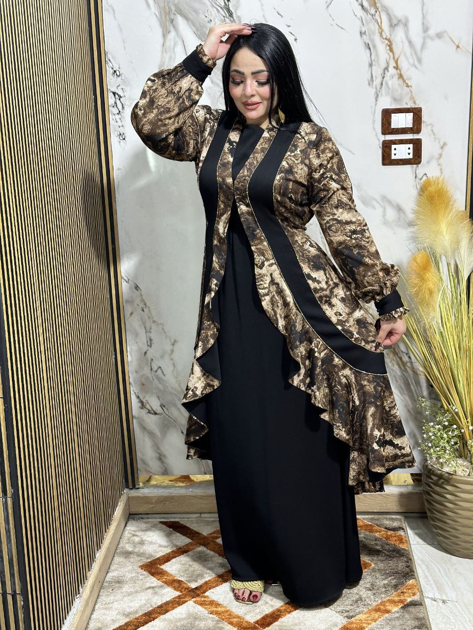 عباية خليجي سوداء  حرير كود 1065