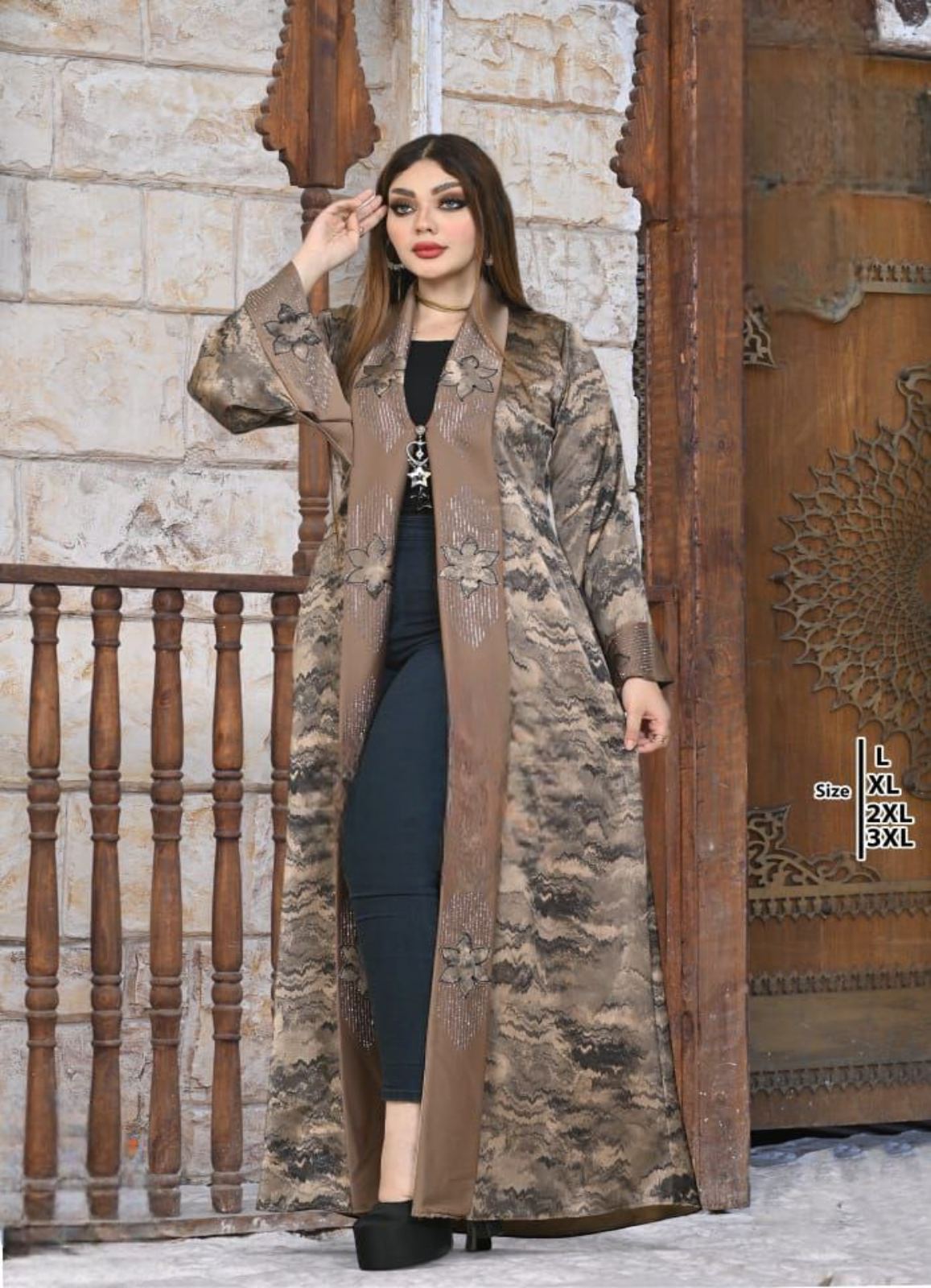 عباية خليجي حرير خروج حريمى كود 555