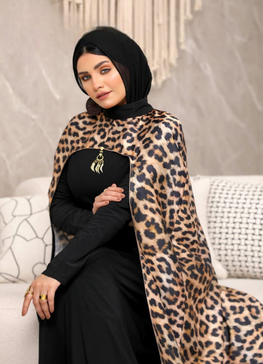 عباية خليجي حرير خروج حريمى كود 117